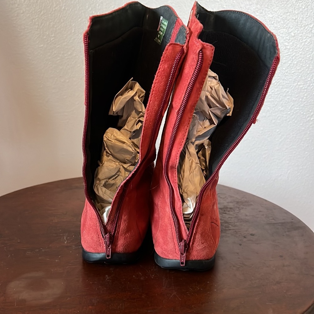 Earth Red Embroidered Women's Boots - Picture 3 of 11